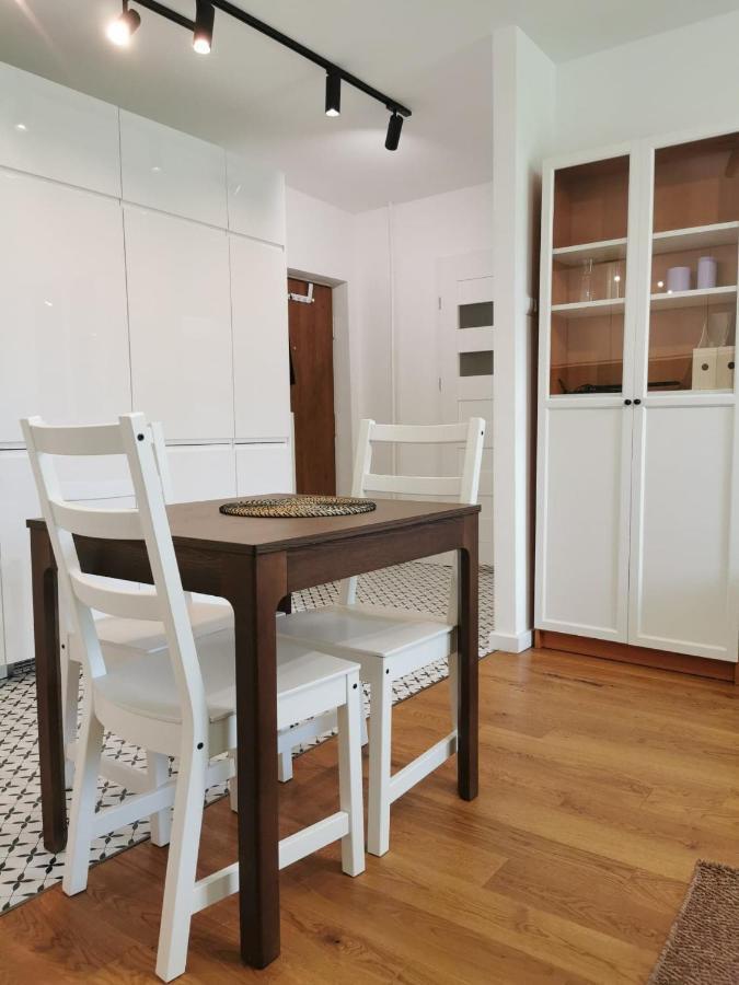 Apartment Anielewicza Warschau